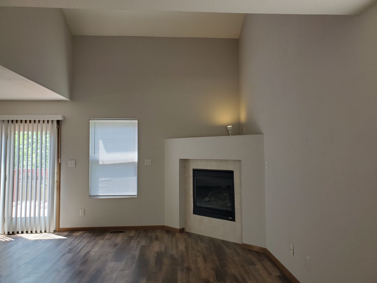 Beautiful 3BR, 3.5BTH home near Lake Sherwood. Washburn Rural Schools. – photo 3