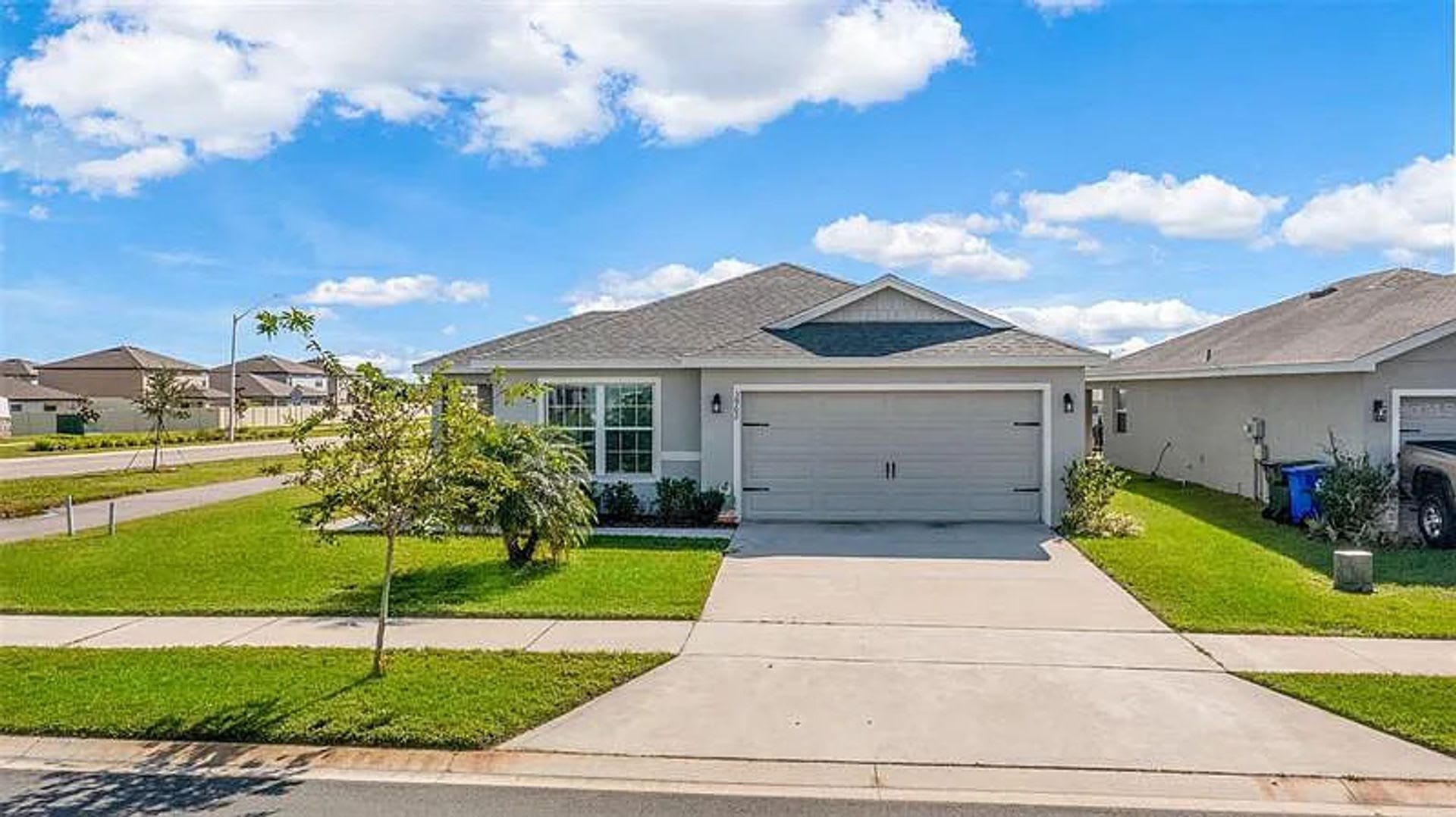Gorgeous Three Bedroom in Towne Park Estates – photo 1