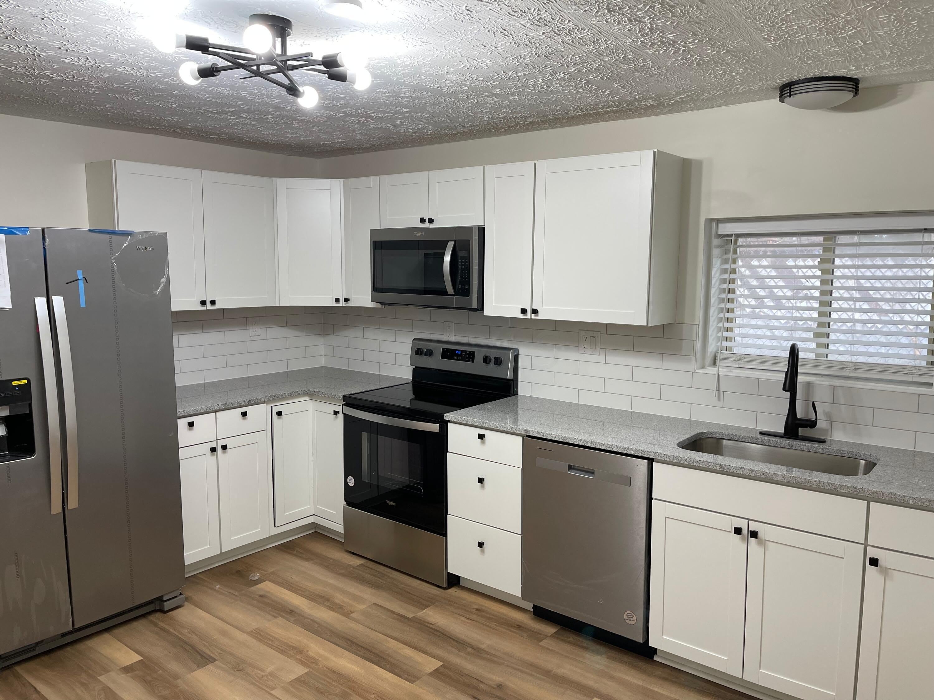 1855 Tanis Drive – photo 3