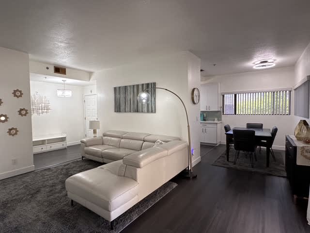 3859 Desert Marina Dr – photo 2