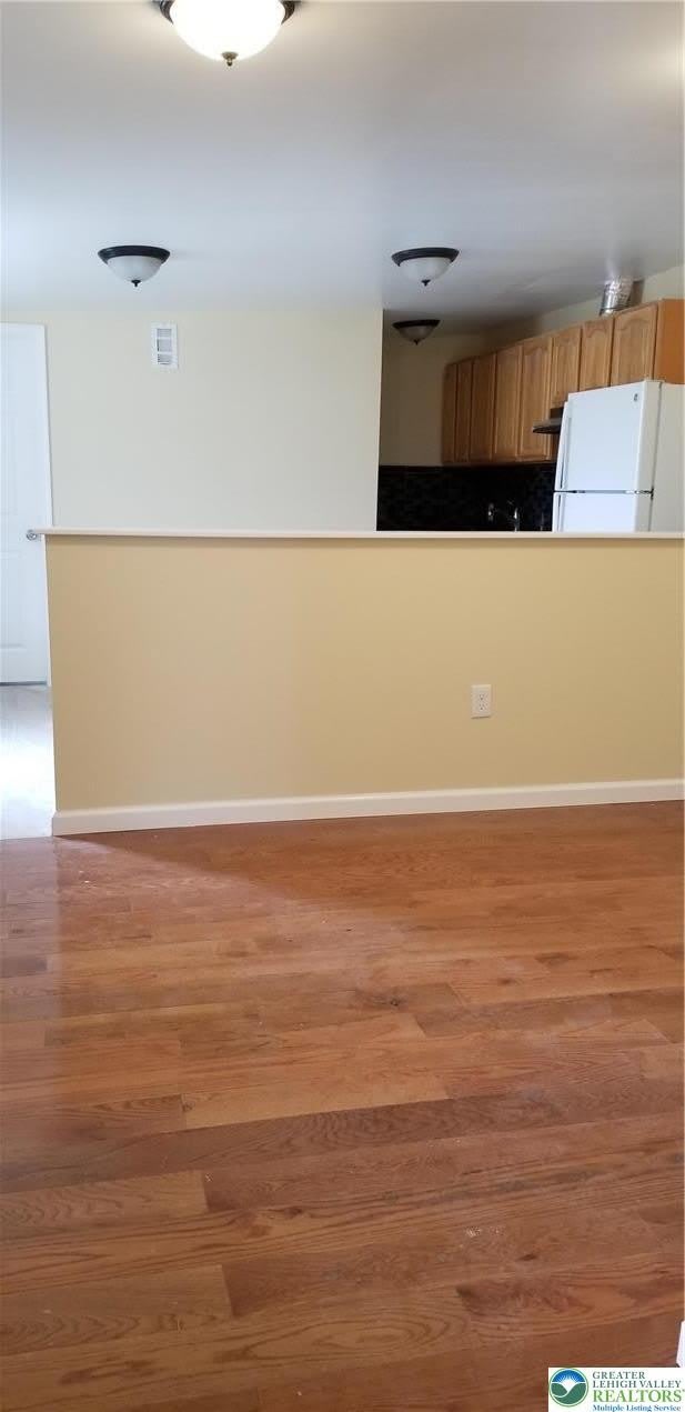 102 E Susquehanna Street – photo 4