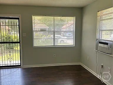 1104 Sherman Avenue – photo 2