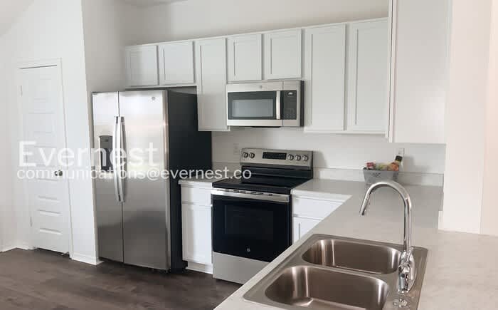 6673 Hollywood – photo 4