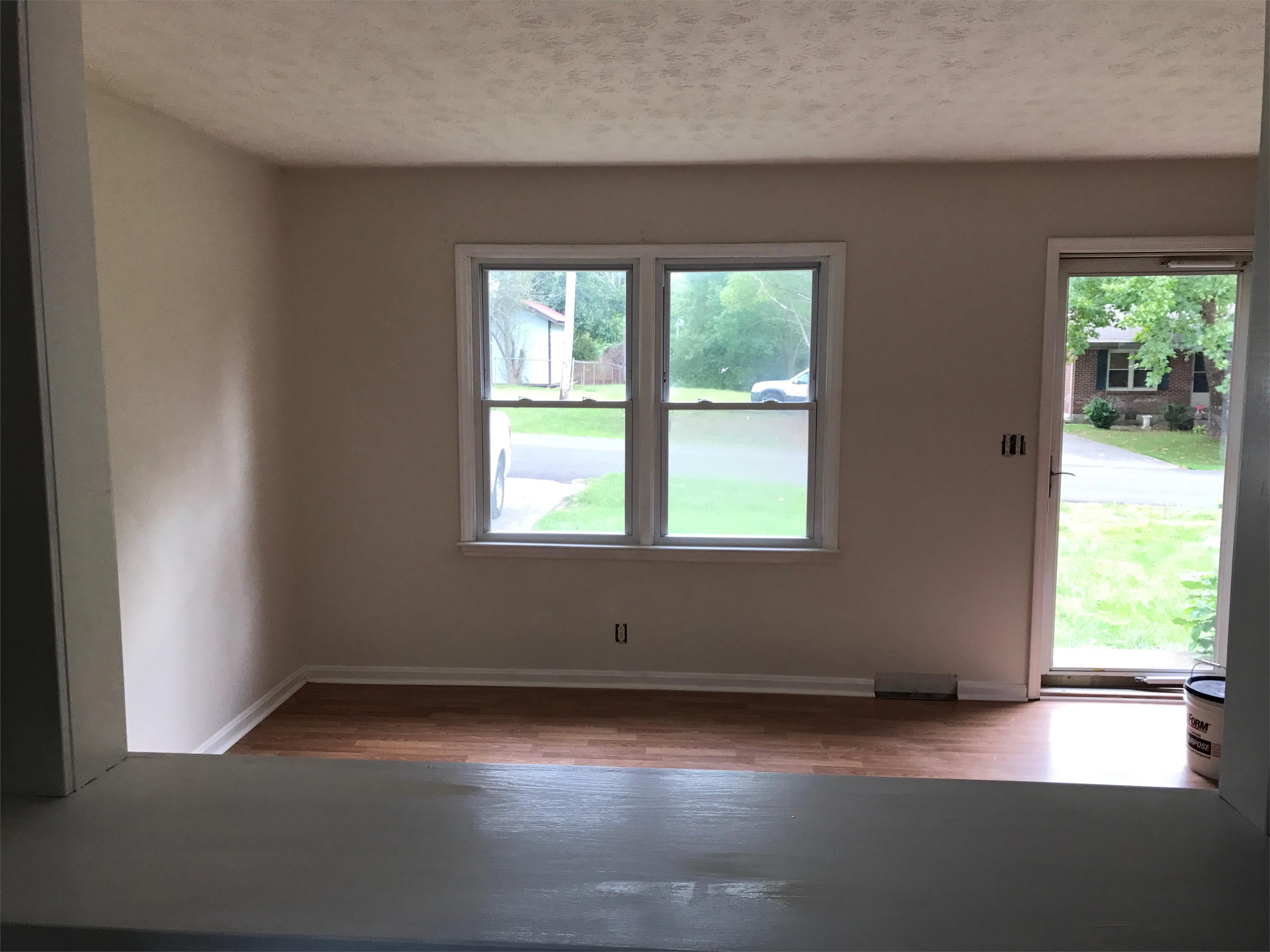 220 Highwood – photo 3