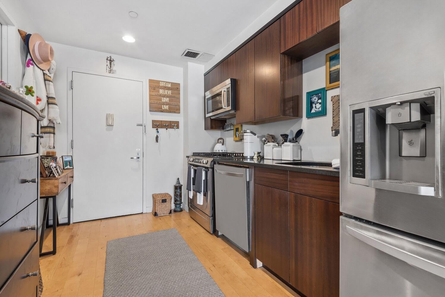 215 Ave B – photo 2