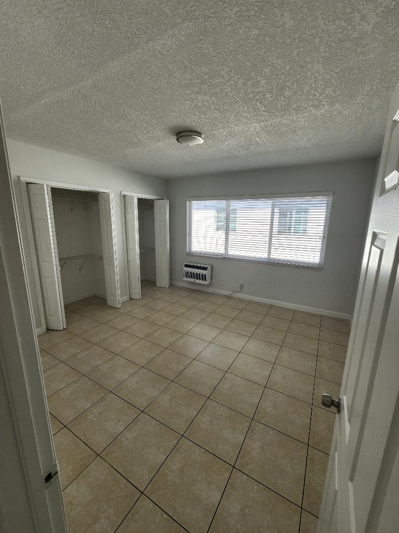 7311 Byron Avenue – photo 4