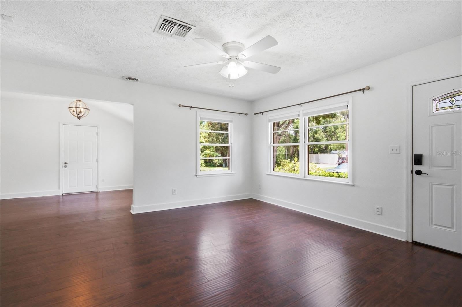510 N JEFFERSON Avenue – photo 4