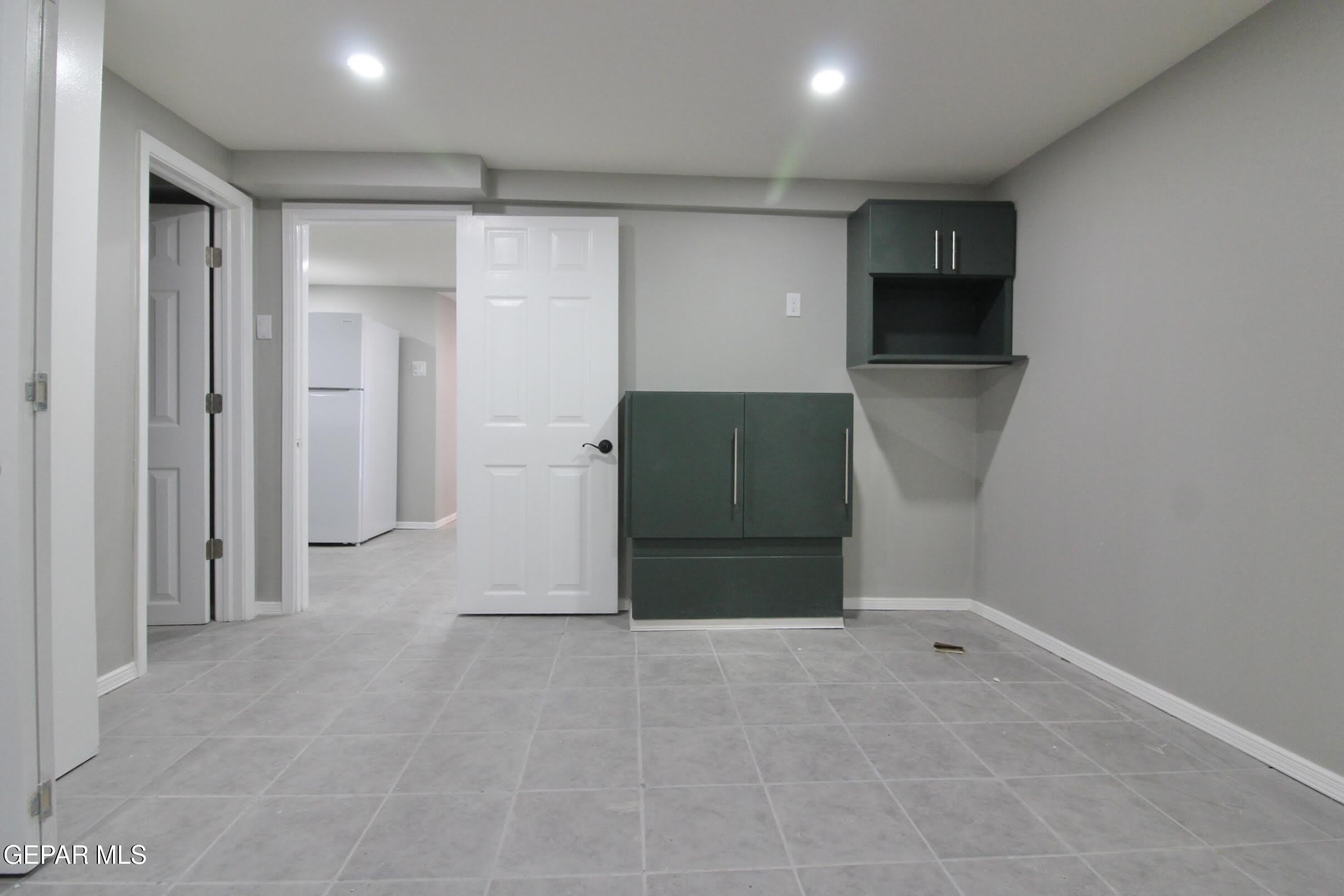 1408 Arizona Avenue – photo 2