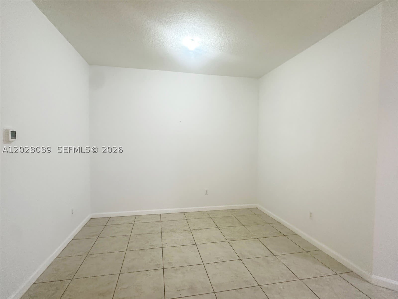 662 NE 21st Ter – photo 4