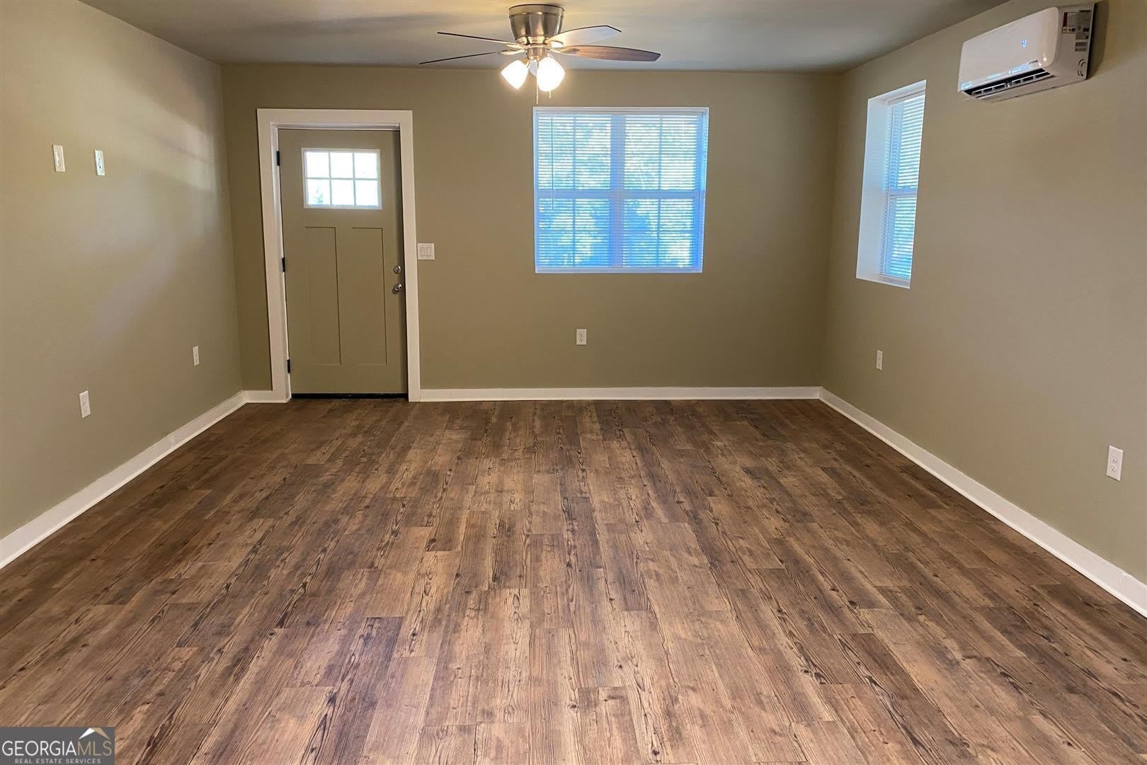 206 Sorrells Street – photo 4