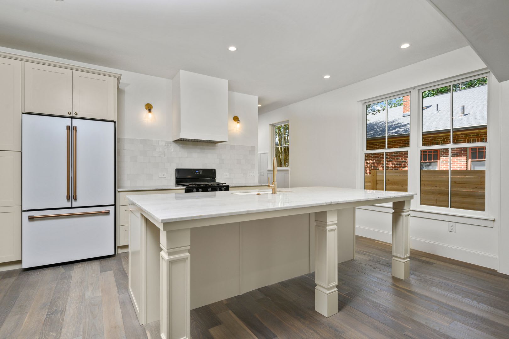 1113 West 22 1/2 Street – photo 3