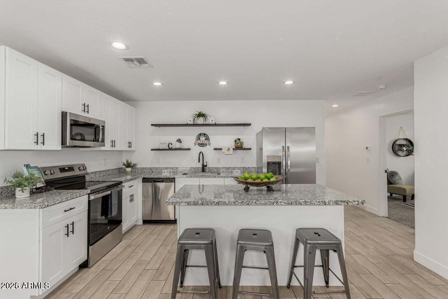 5236 S 13TH Place – photo 2