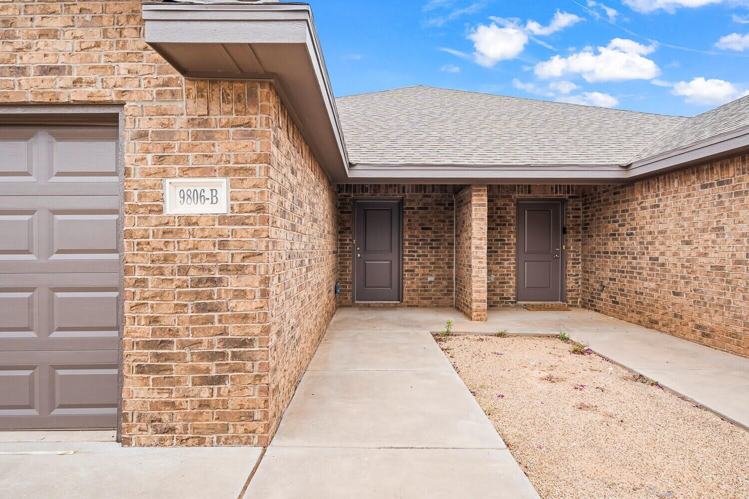 9806 Avenue V – photo 3