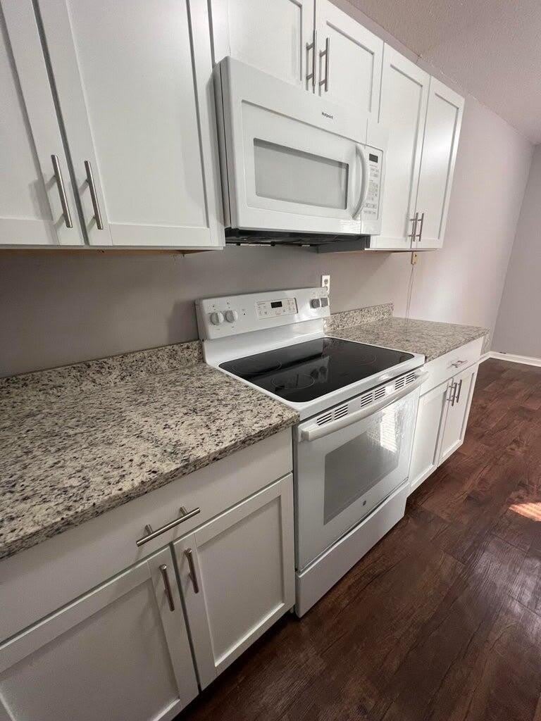 109 N Miller Street – photo 4