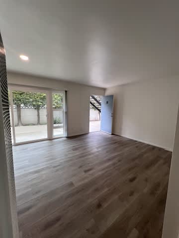 4886 Orchard Ave – photo 2