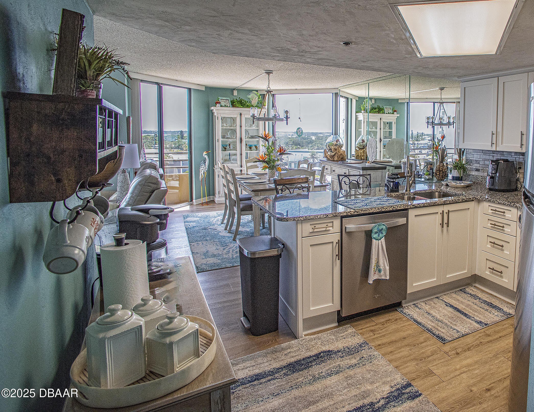 3023 S Atlantic Avenue – photo 3
