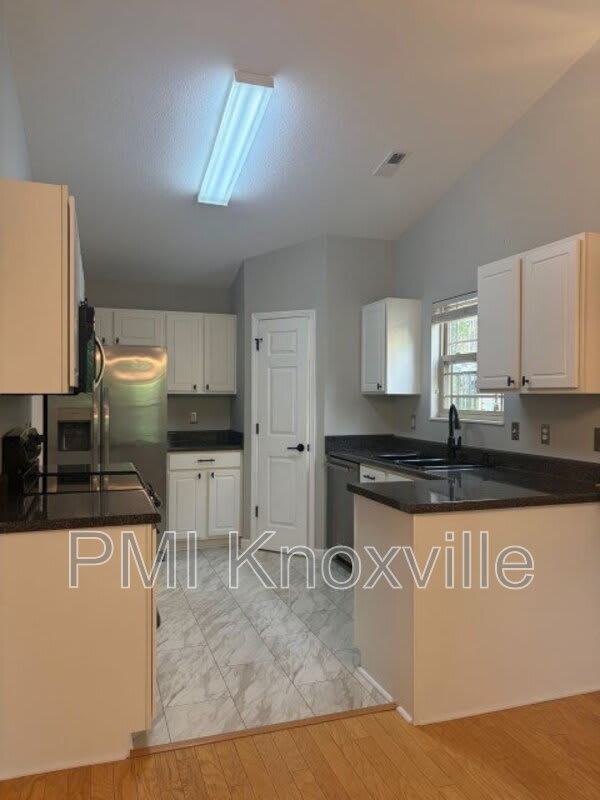 10311 Boston Lane – photo 5