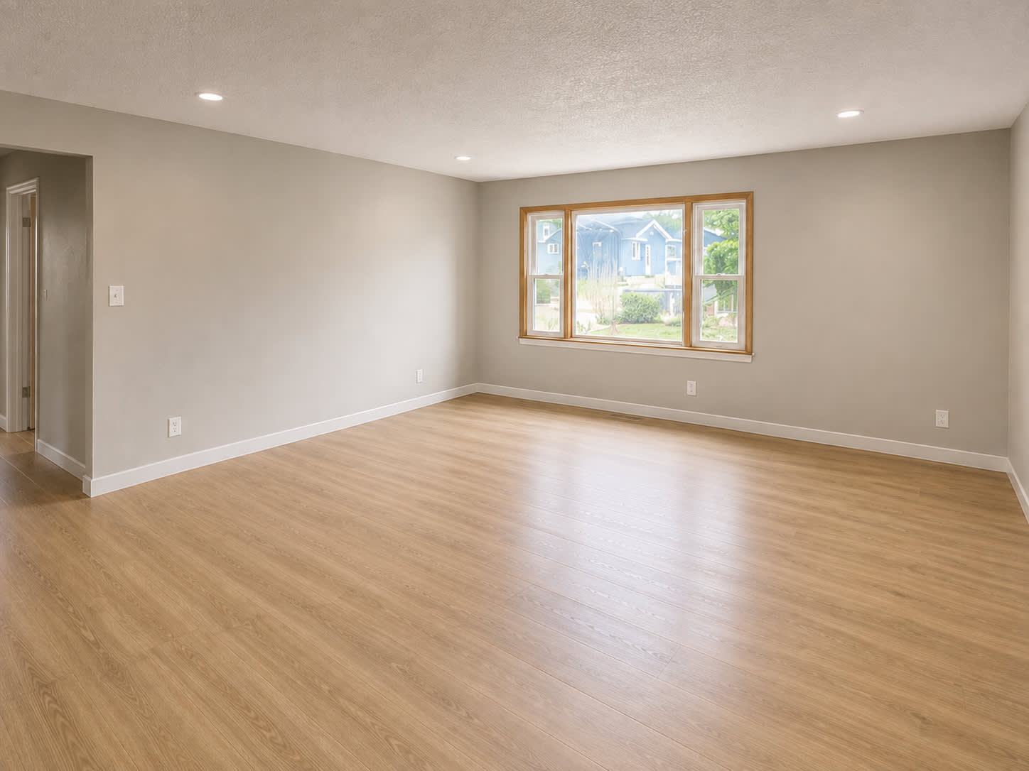 3715 Knoll Ridge Drive – photo 2