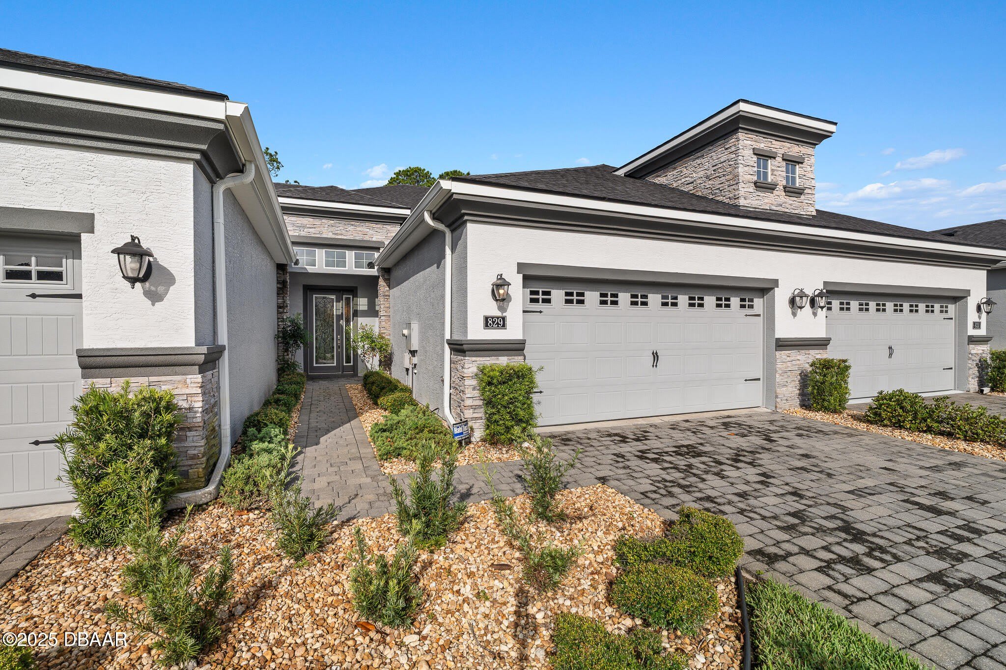 829 Pinewood Drive – photo 1
