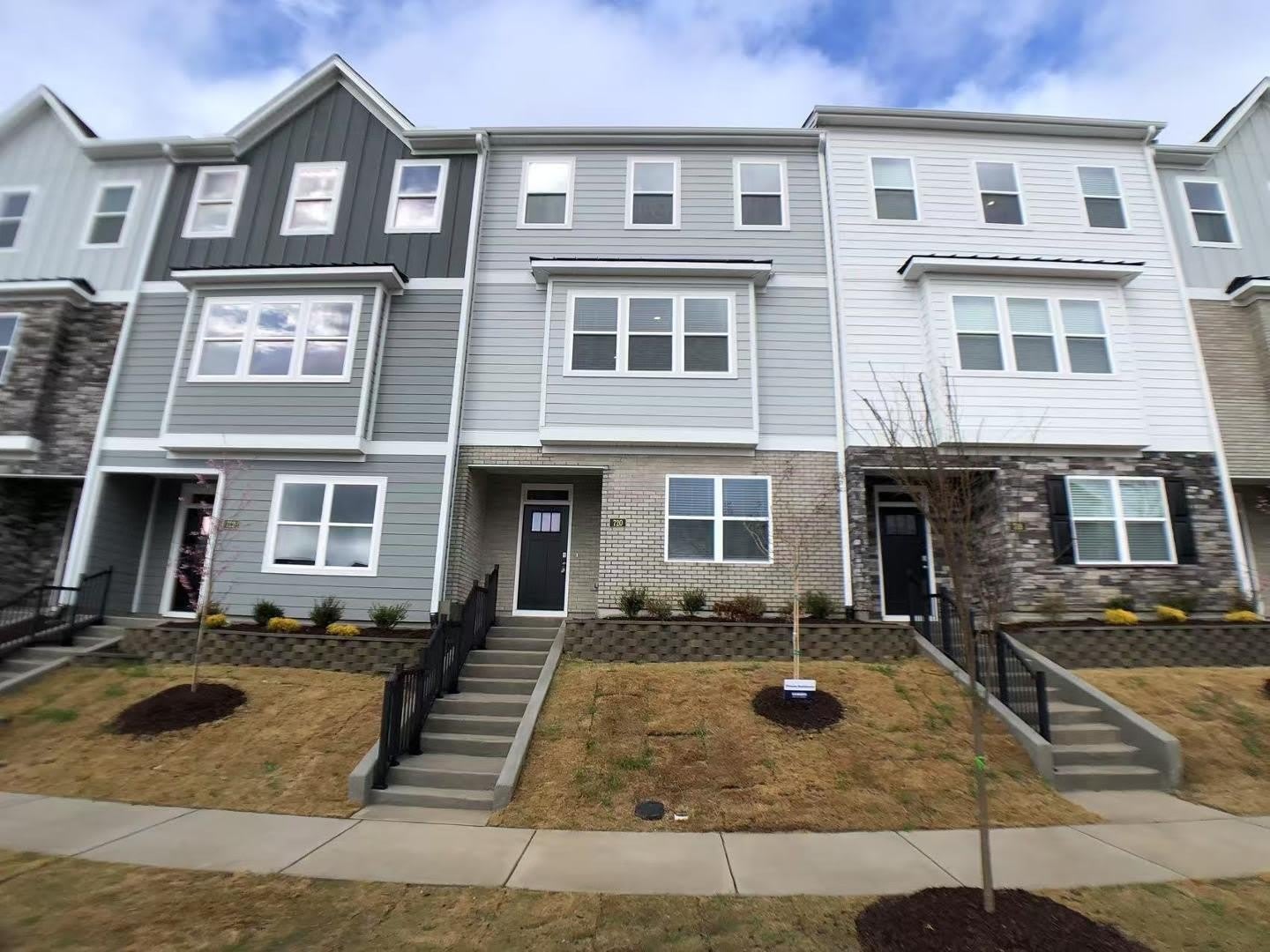 720 Dorset Strm Drive – photo 1