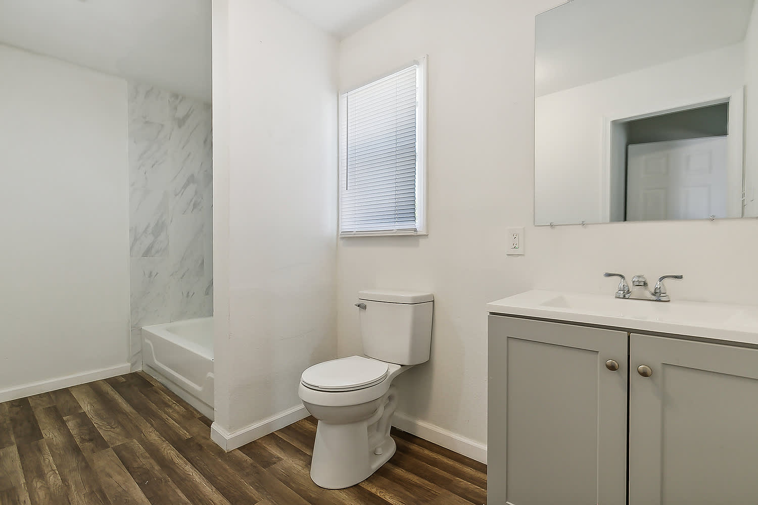 1836 Plaza Drive – photo 5