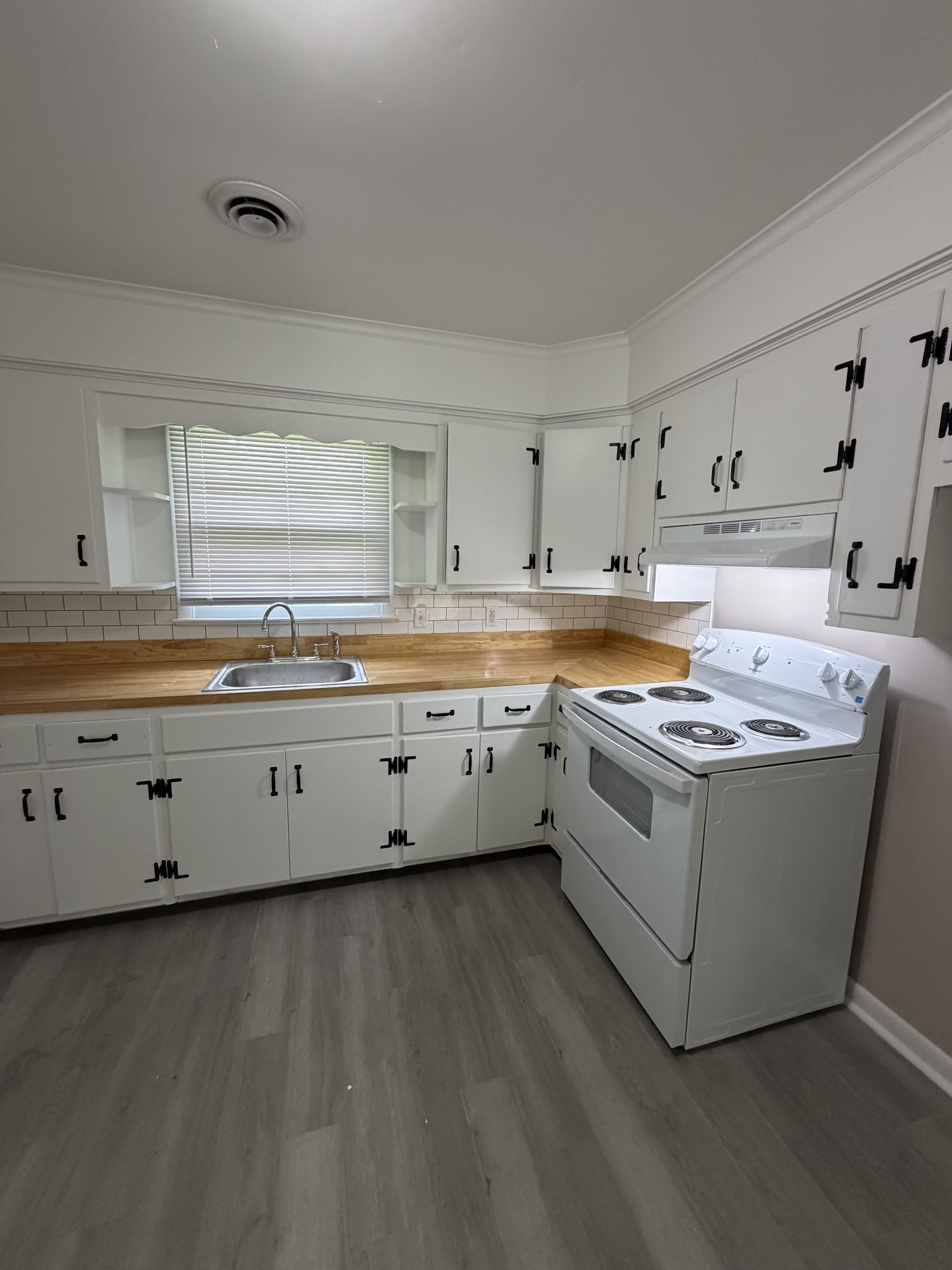 137 Honeysuckle DriveUnit B – photo 2