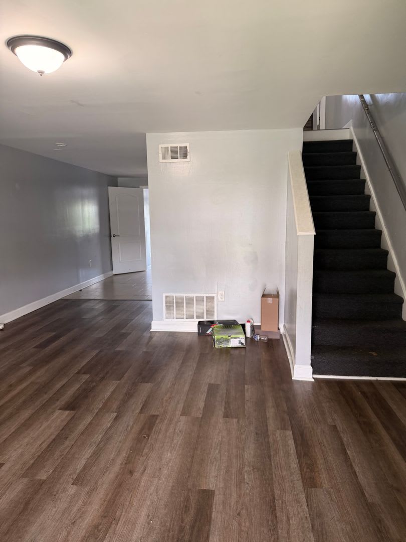 Kelmore Property COMING SOON – photo 2