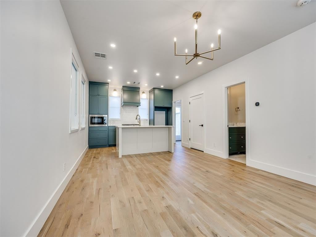 1078 Hangar Drive – photo 3