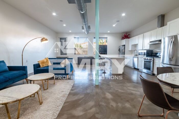 5655 East Beverly Boulevard – photo 1