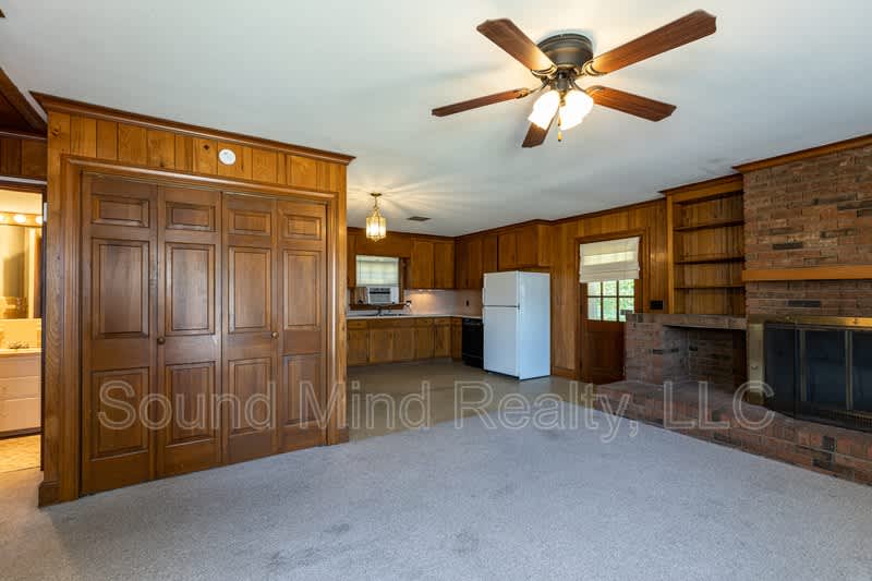 207 South Alston Street – photo 5