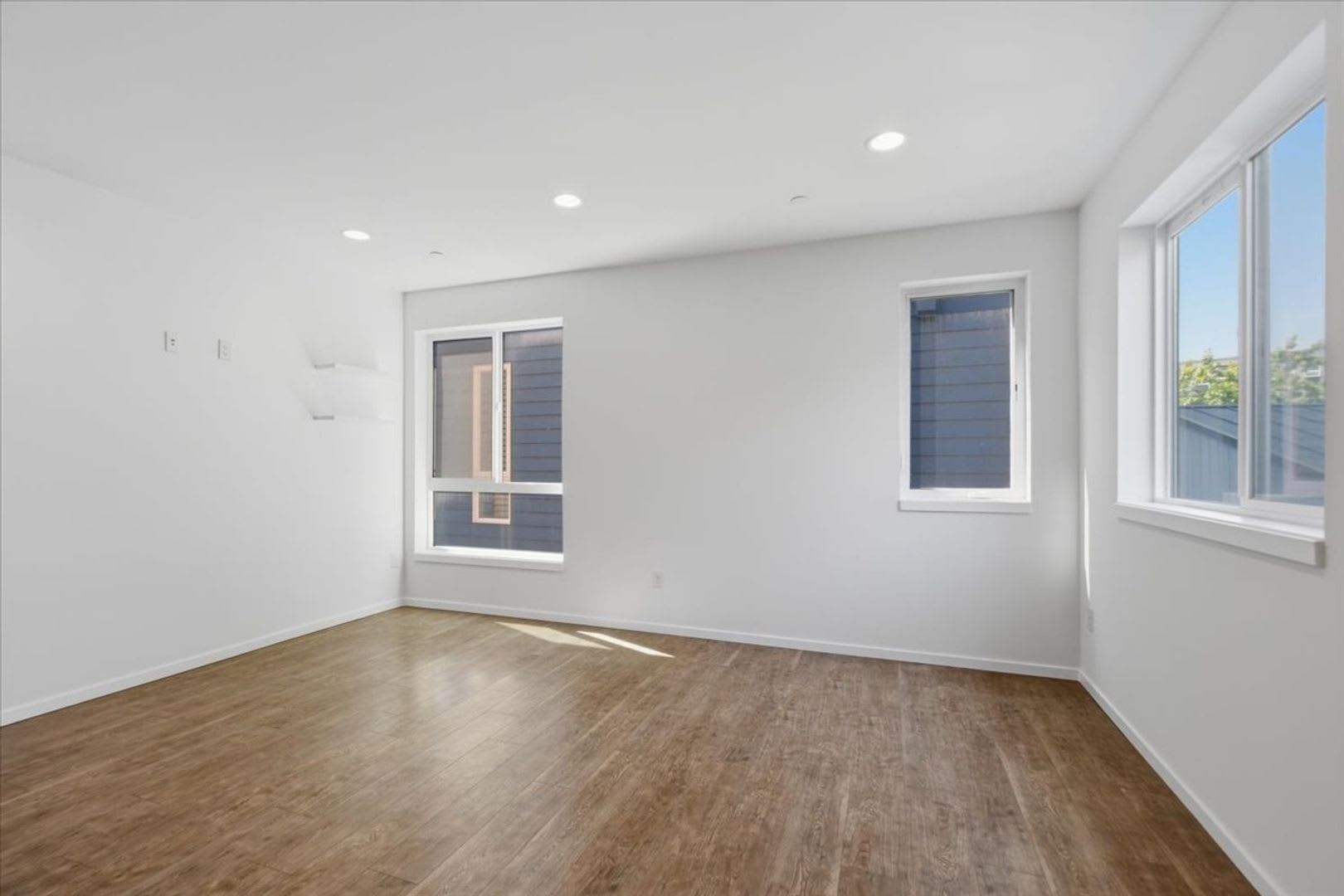 2Bd/2.25Ba Seattle Townhome – photo 3