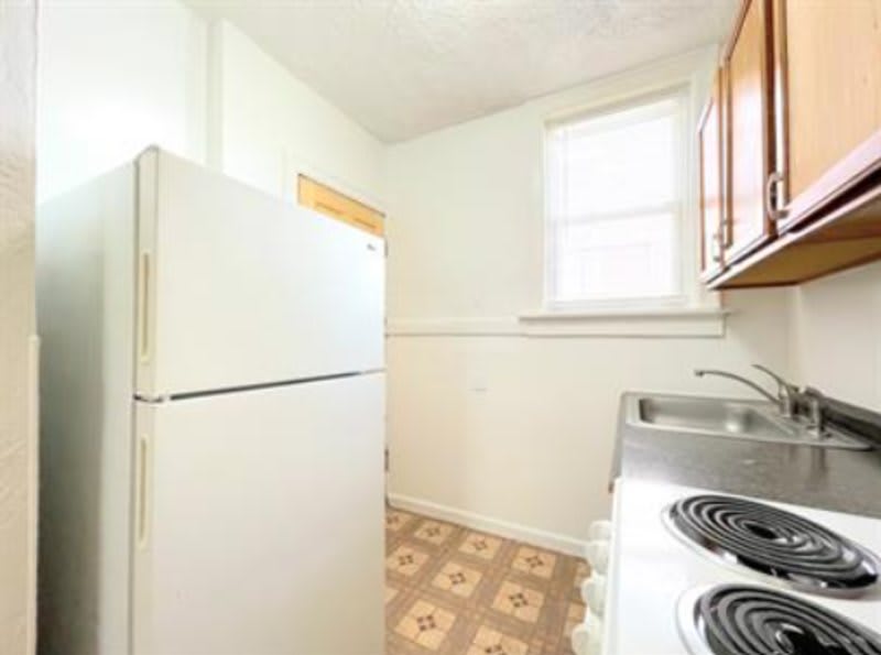 3619 Hereford St – photo 5