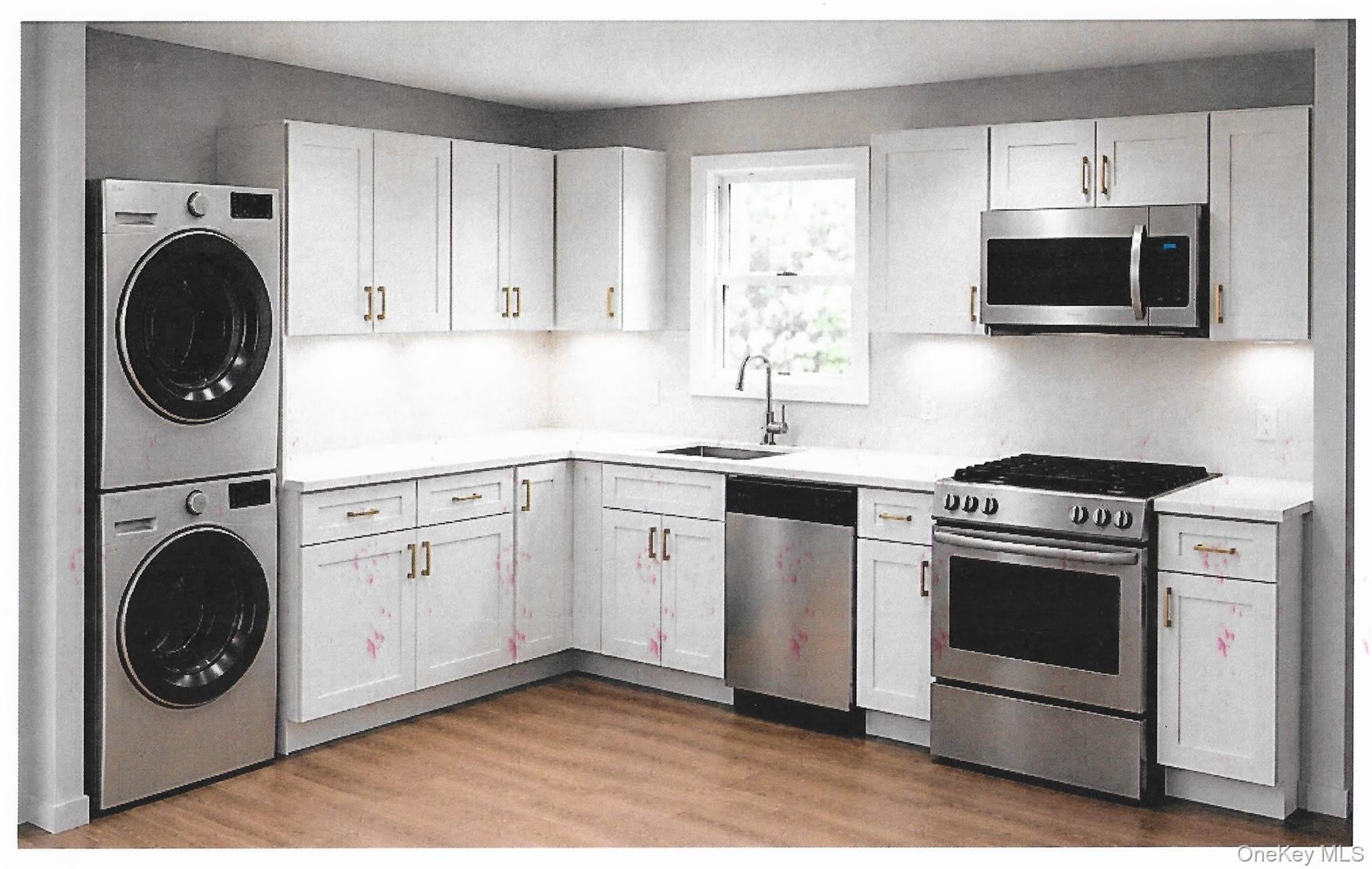 521 E Broadway – photo 2