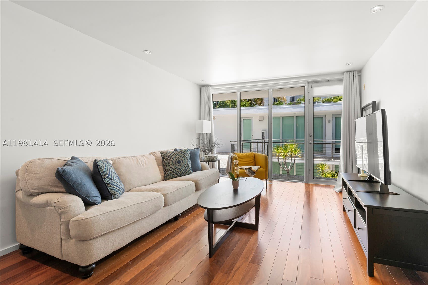 1601 West Ave – photo 5