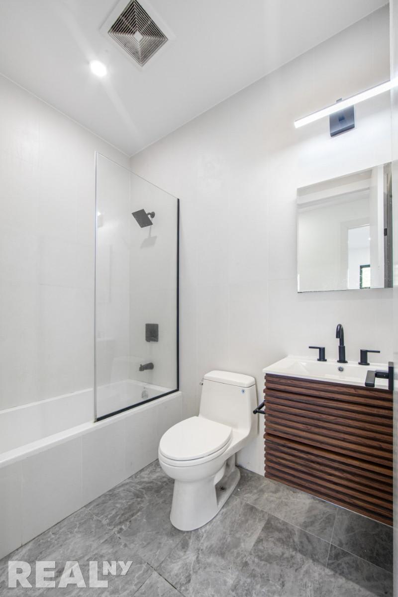 1503 Eighth Avenue – photo 4