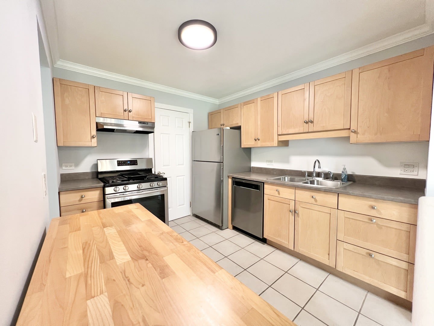 1166 Buckingham Road – photo 5