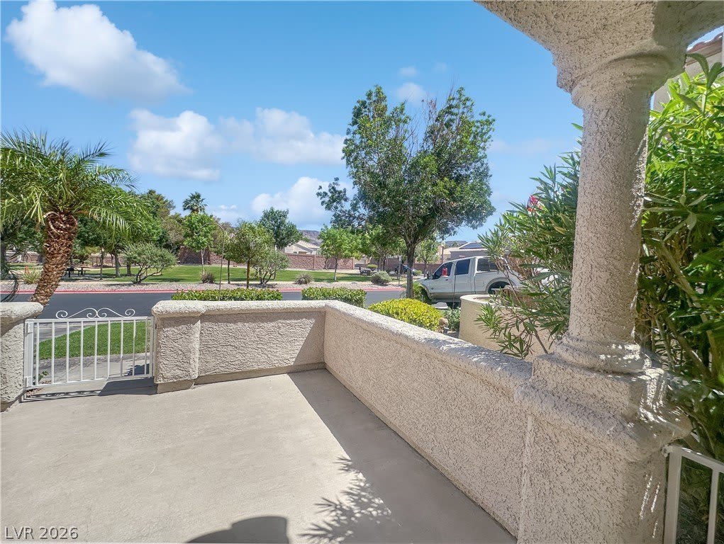 1506 Emerald Peak Avenue – photo 4