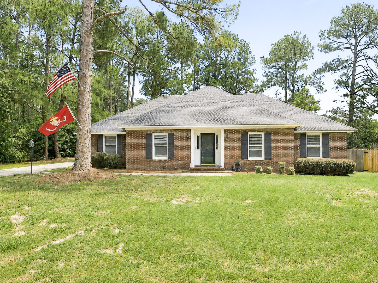 127 Pine Bluff Drive – photo 1