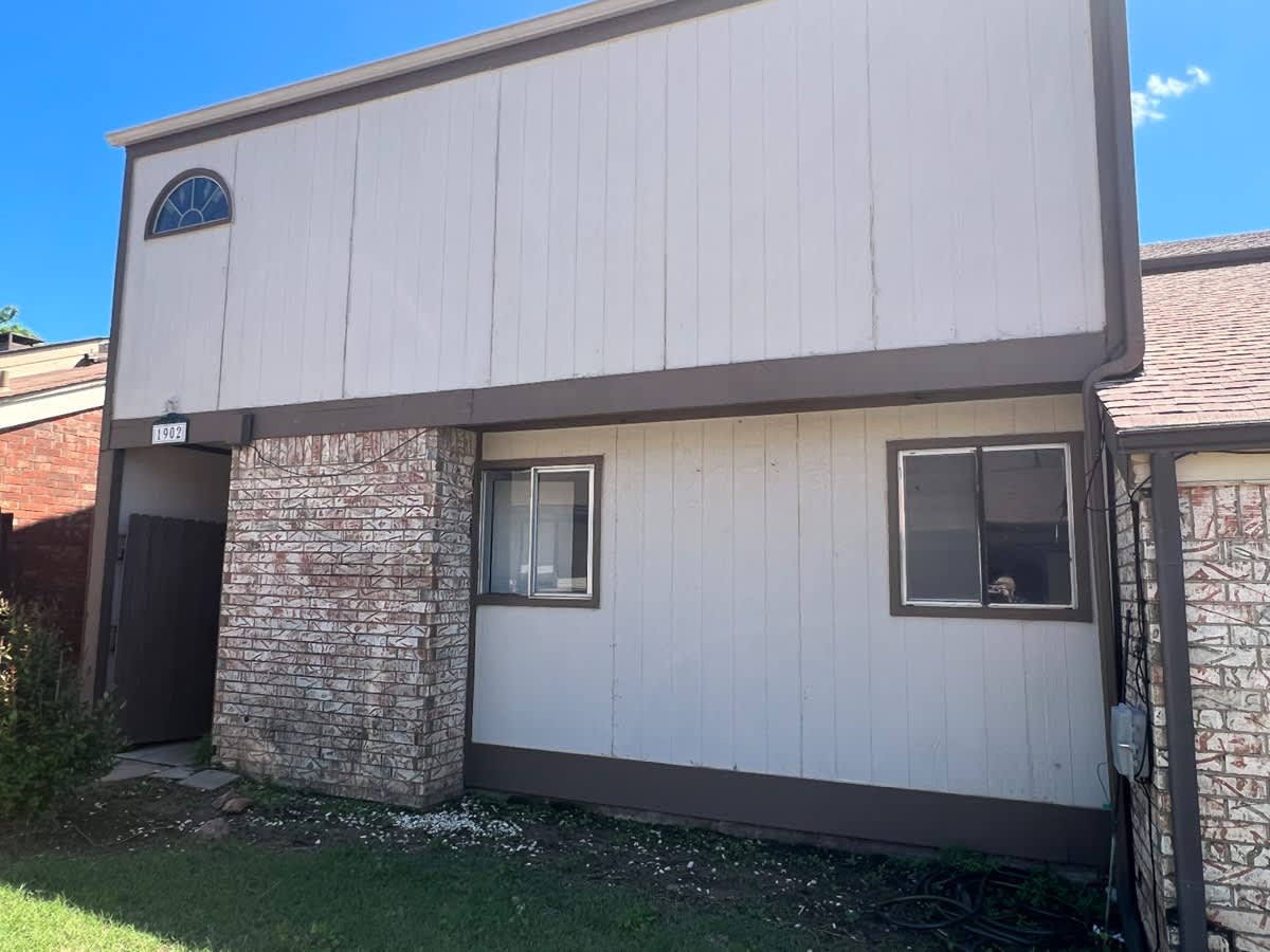 1902 Three Stars Road – photo 1