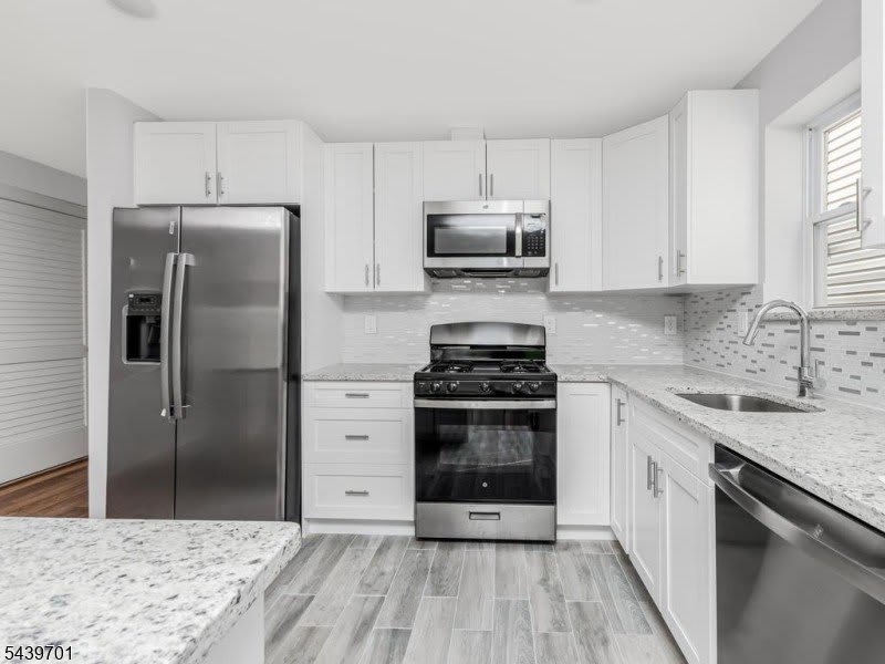 282 W Runyon Street – photo 3