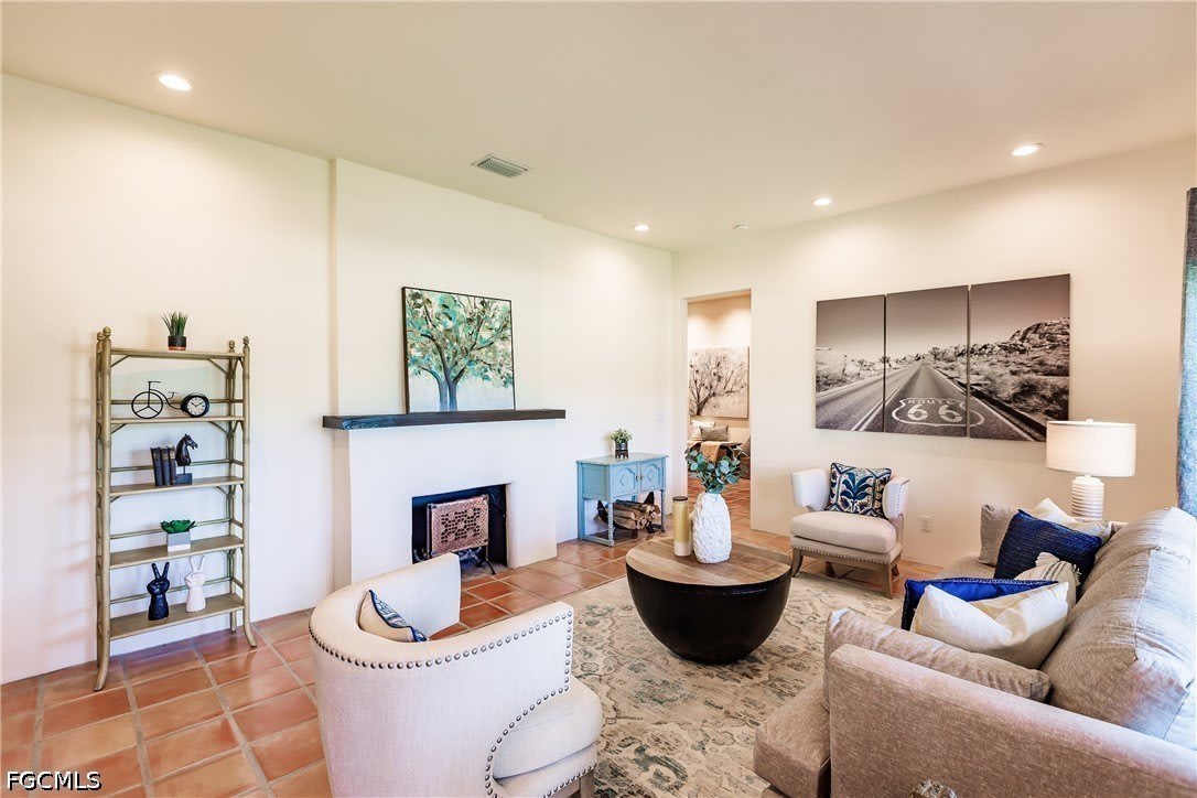 1291 Caloosa Drive – photo 5