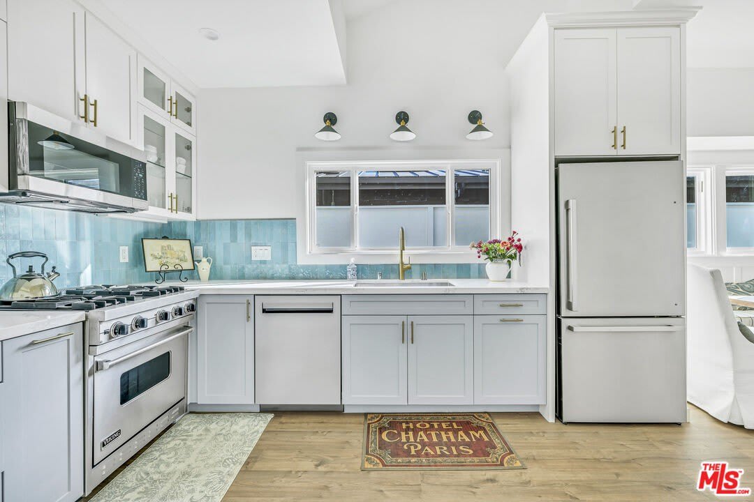 712 Crestmoore Pl – photo 3