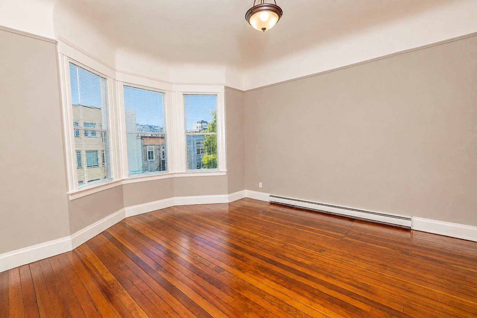 1759 Hyde Street – photo 4
