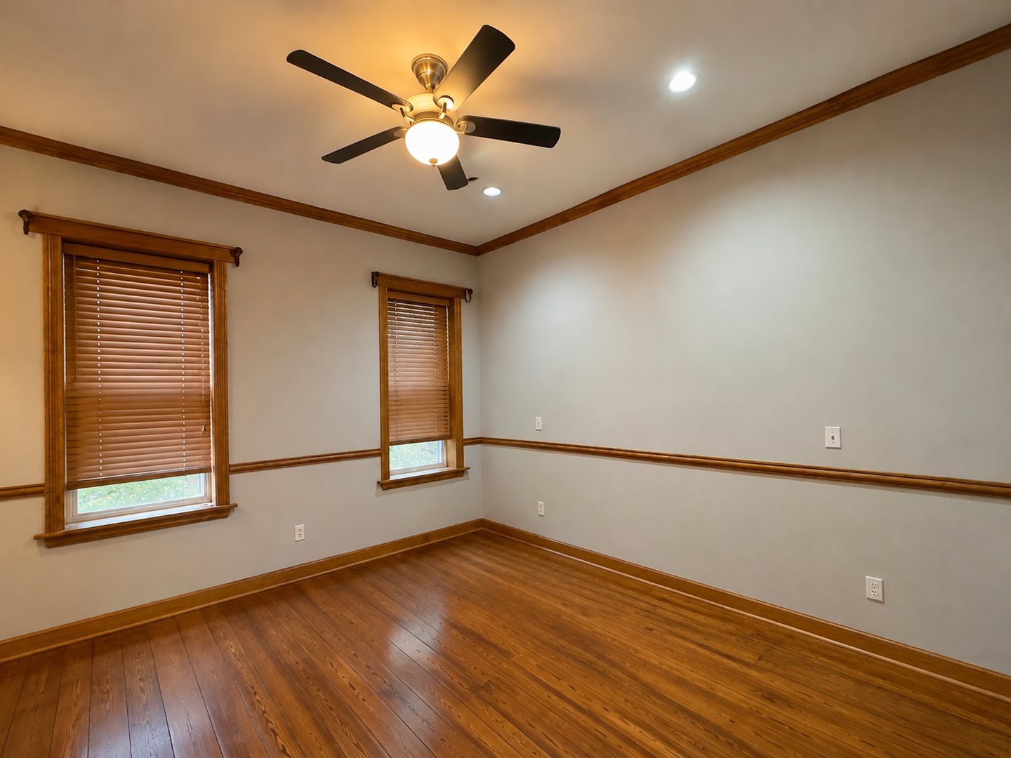 Charming 2BD/2.5BA Townhome in South Baltimore, MD! – photo 4