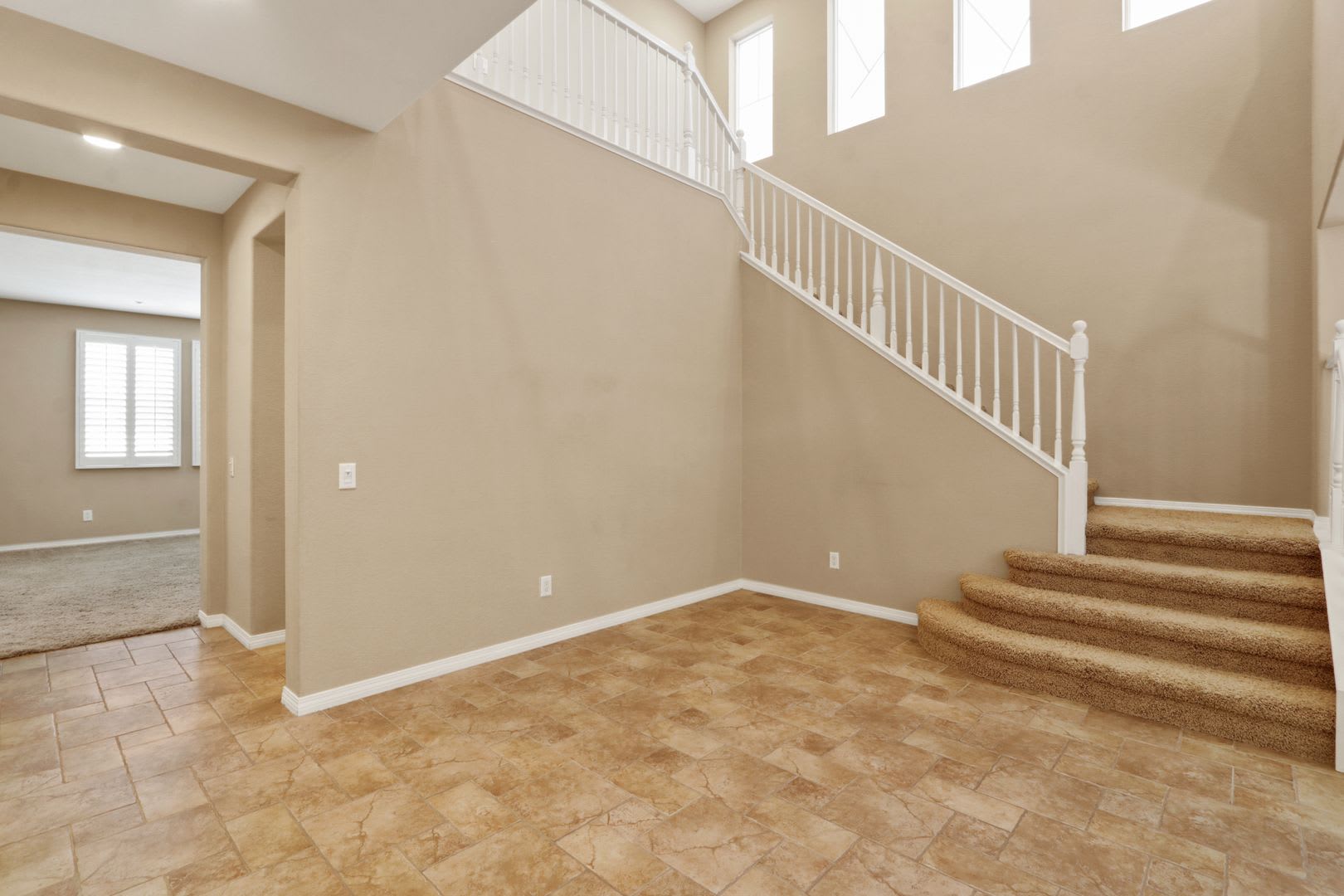 Price Improvement! Stunning 5/4.5 pool home located in the desirable North Fontana Coyote Canyon area. – photo 5