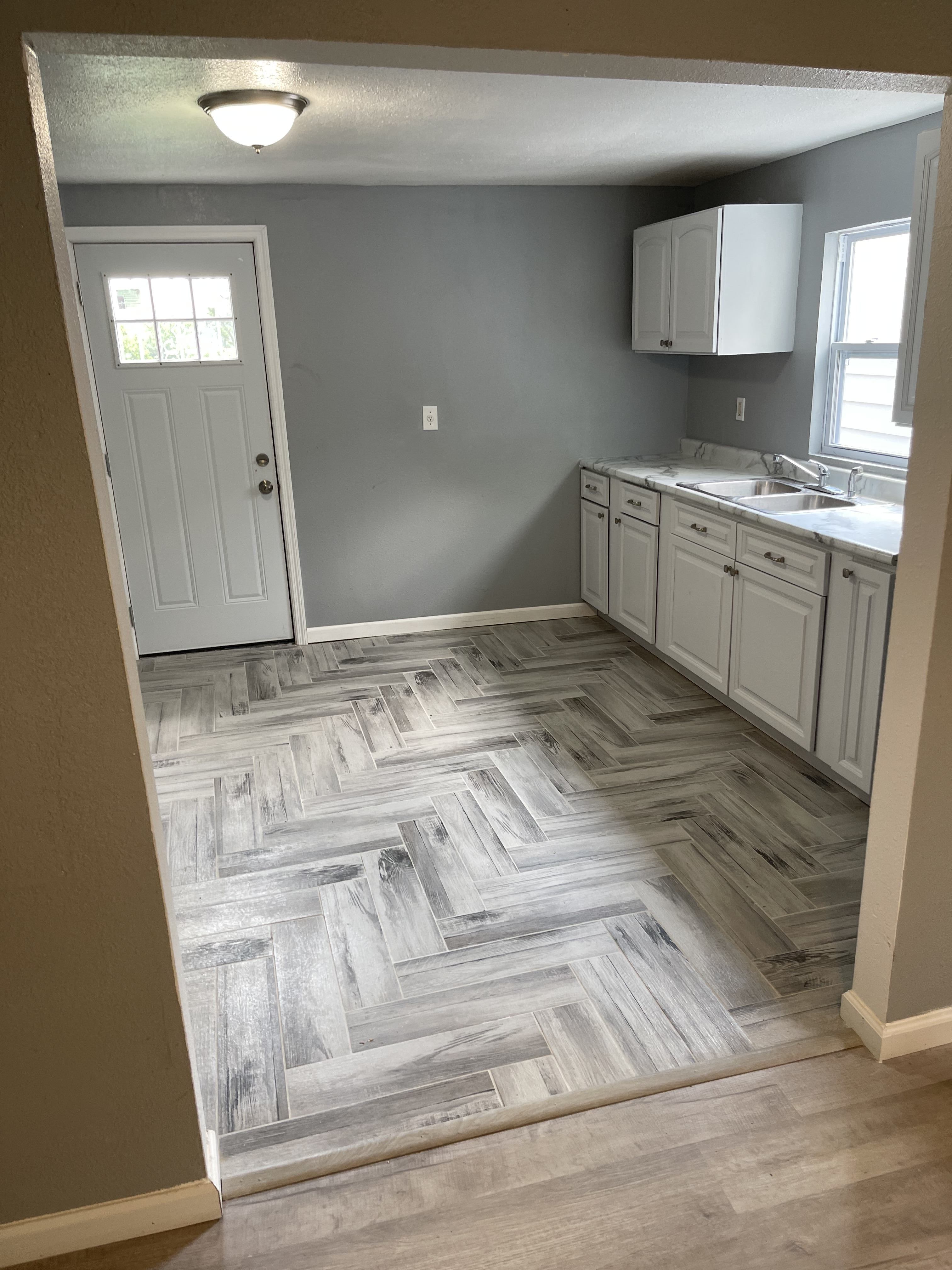 1734 Doris Avenue – photo 5