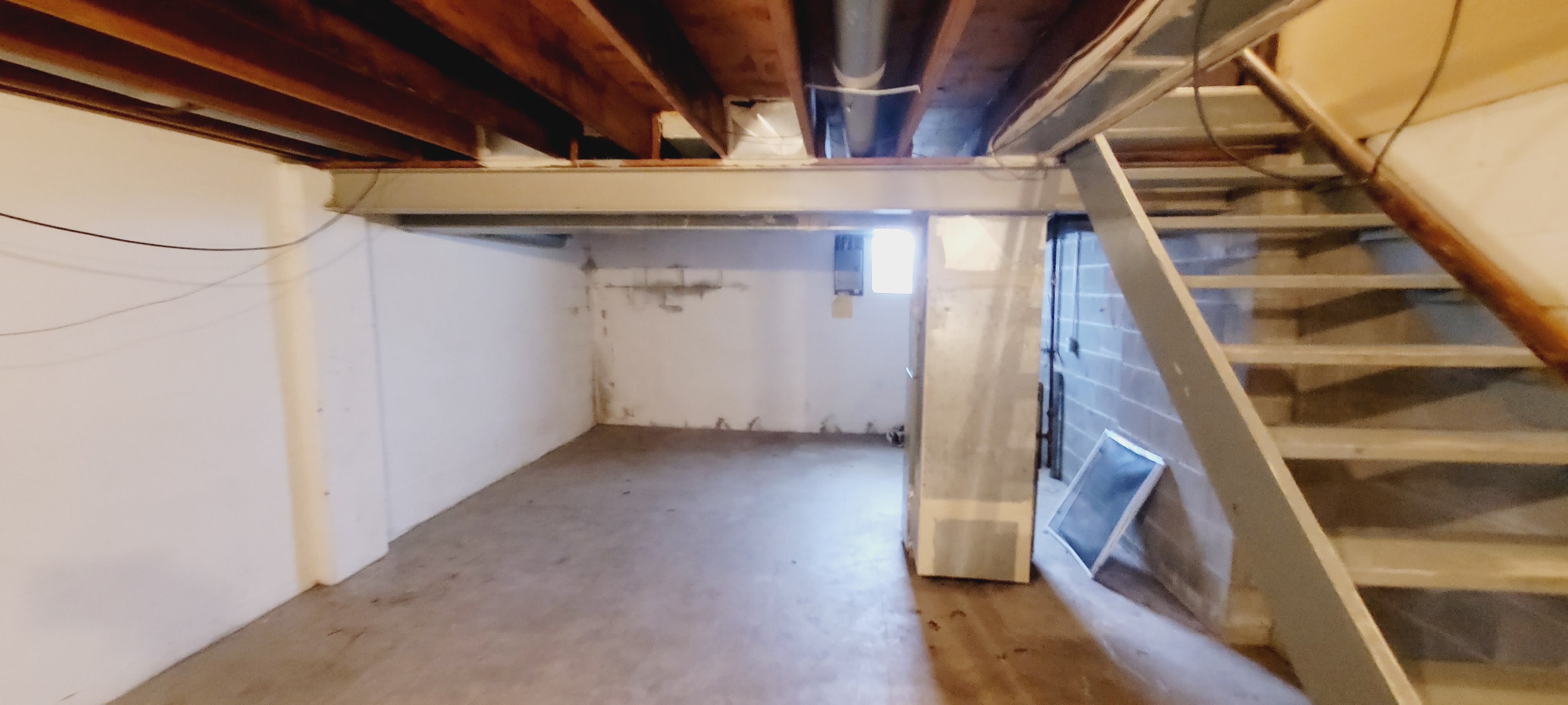 1634 10Th St Ne – photo 3