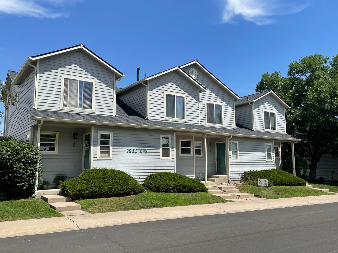 2950 Neil Dr Apt 8 – photo 1