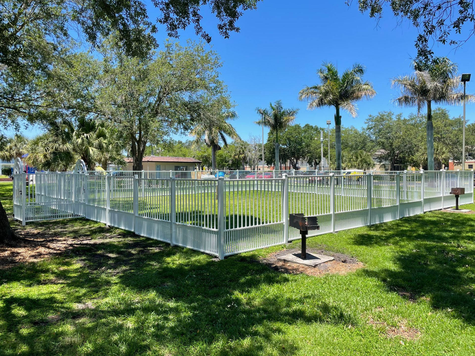 Park On Central Apartments – photo 2