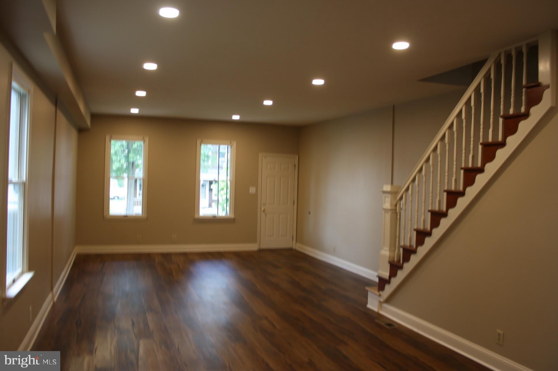 33 S LAFAYETTE Avenue – photo 5